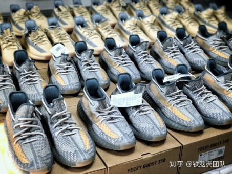 ЬyeezyҬӼ۸첻һ˫yeezy350