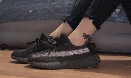 ϸ˵ҬǣμAdidas Yeezy 350